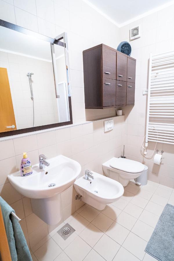 Apartment Cosmopolitan ซาดาร์ ภายนอก รูปภาพ