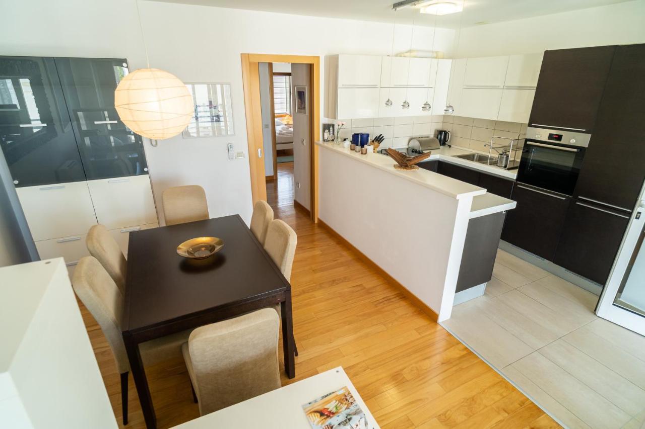 Apartment Cosmopolitan ซาดาร์ ภายนอก รูปภาพ